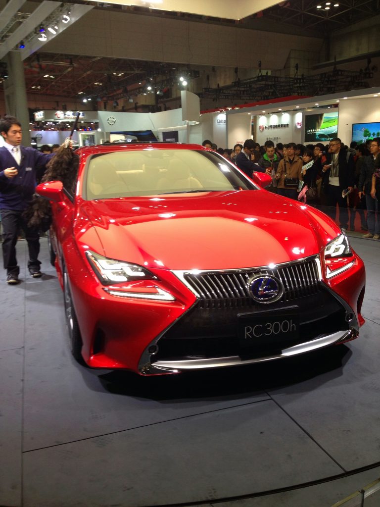 Lexus RC 300h 1