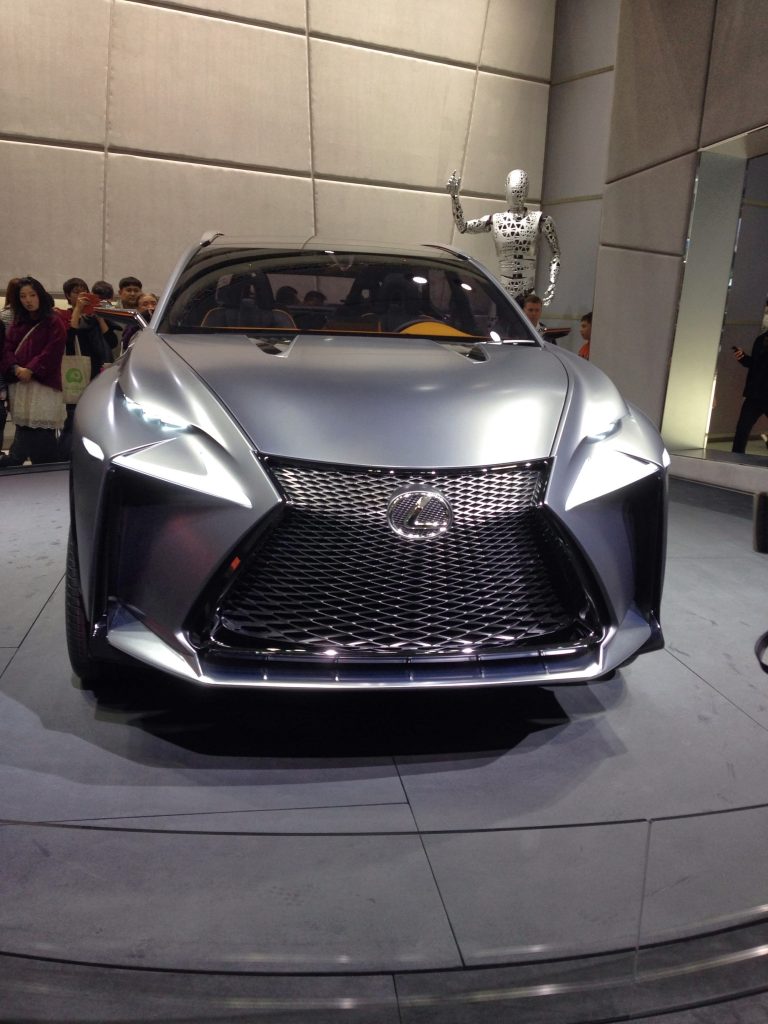 Lexus LF-NX